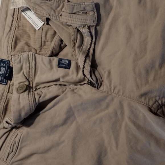 Woolrich Men's Shorts - size 34 used - Picture 2 of 3